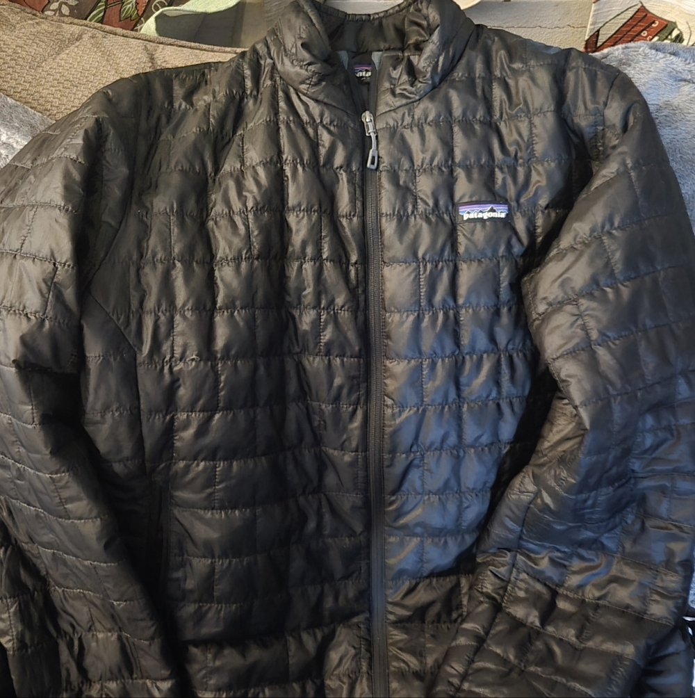 Patagonia Men's Black Puffer Jacket